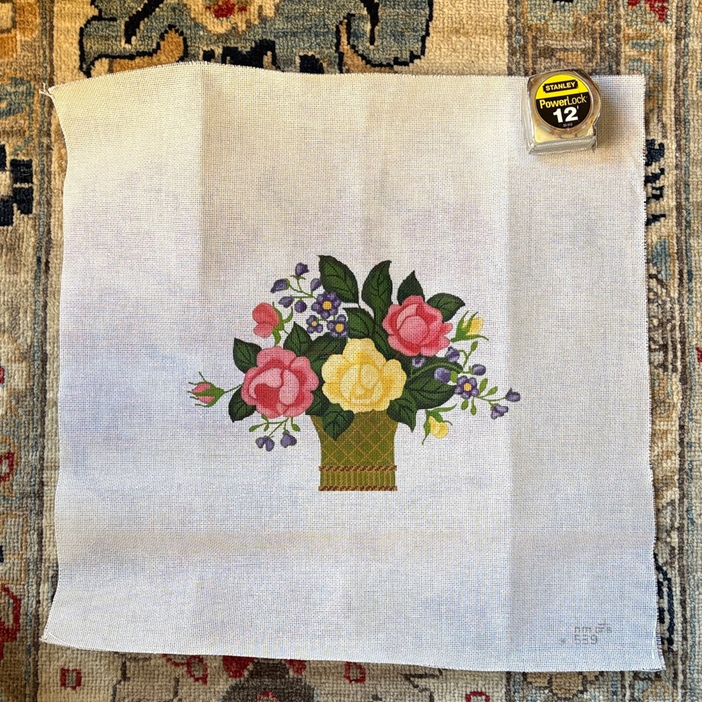 NM Arts Floral Rose Basket Bouquet Design